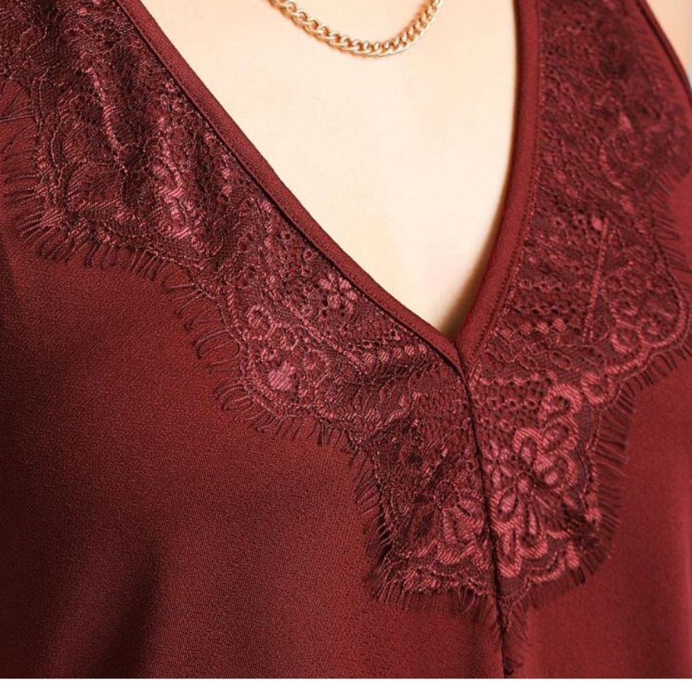 Large Burgandy Lace Tank Racerback V-Neck Tank Top - Picture 3 of 3